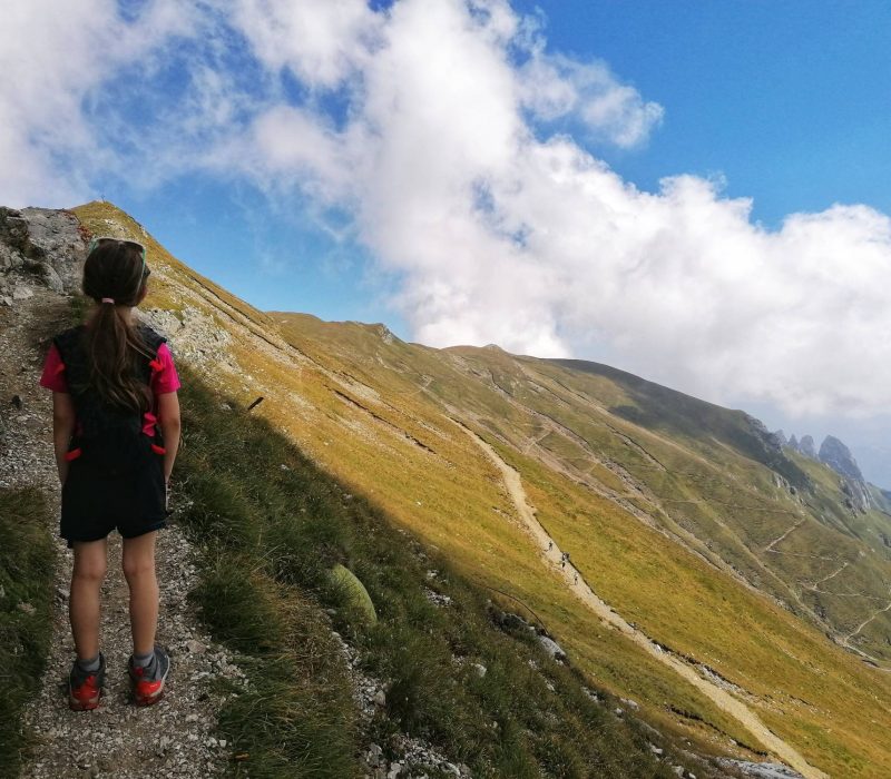 Dormim într-o ciupercă în munții Bucegi