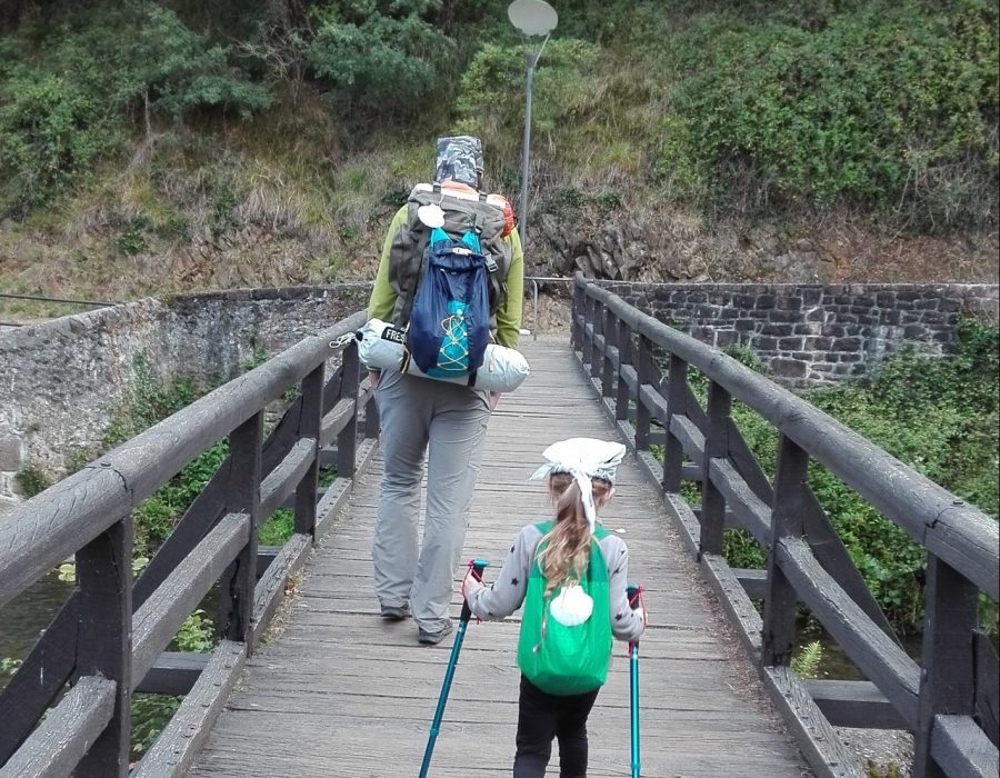 Drumeții lungi și pelerinaje